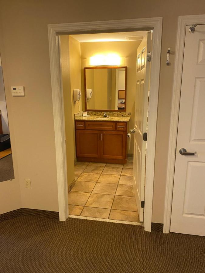 Candlewood Williamsport By Ihg Экстерьер фото