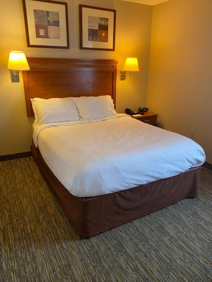 Candlewood Williamsport By Ihg Экстерьер фото