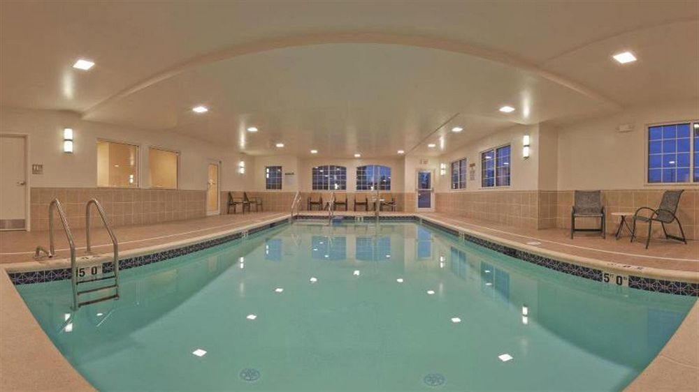 Candlewood Williamsport By Ihg Экстерьер фото