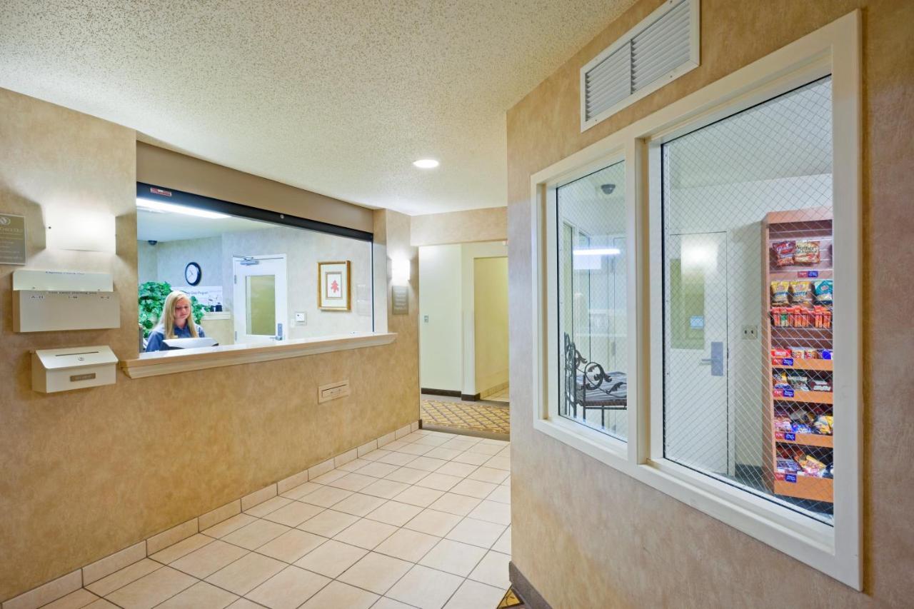 Candlewood Williamsport By Ihg Экстерьер фото